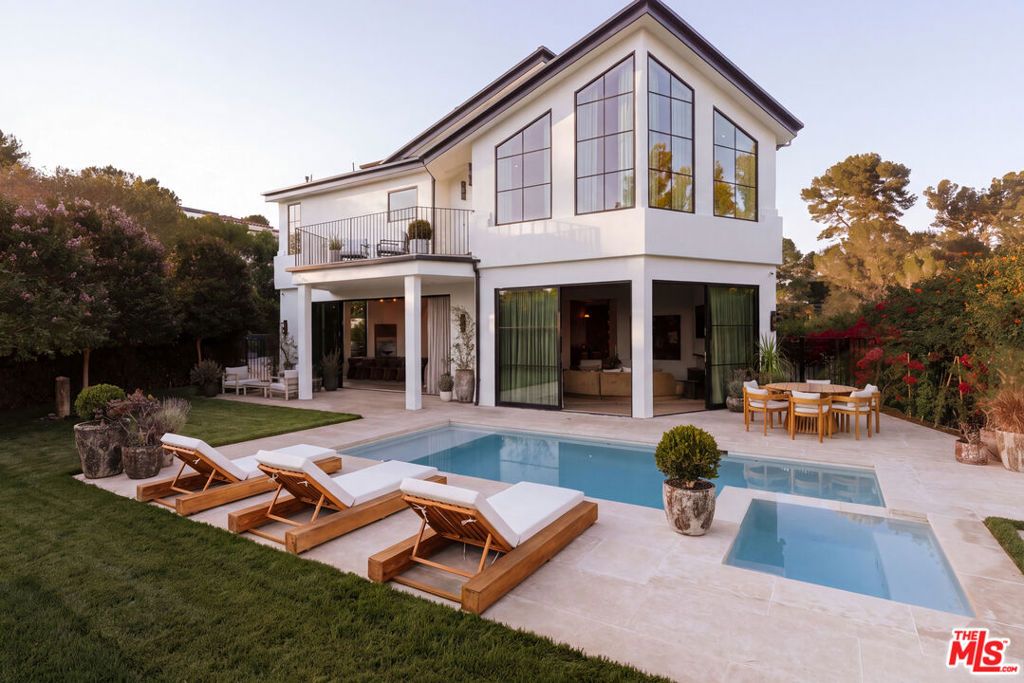 1122 La Altura Road, Beverly Hills, CA 90210 — exterior