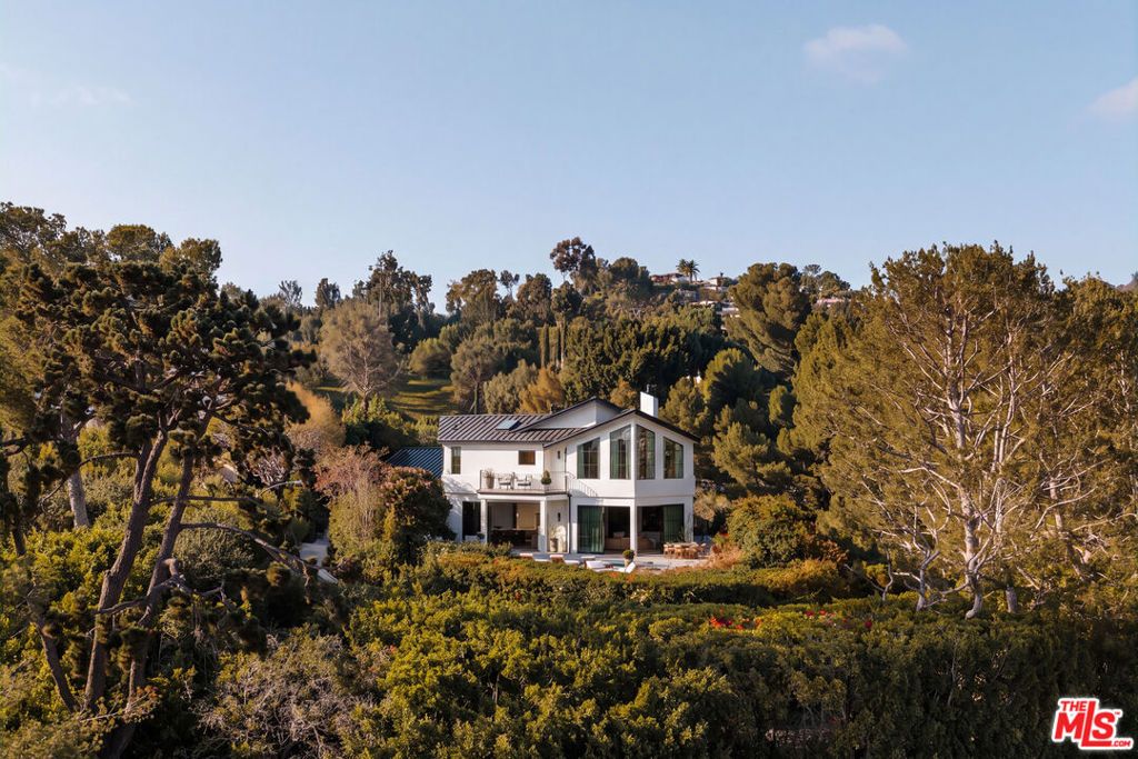 1122 La Altura Road, Beverly Hills, CA 90210 — photo 2
