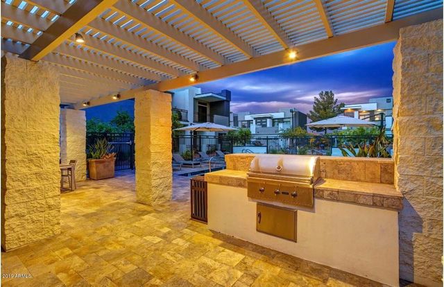 2015 N 50th Street Unit 50, Phoenix, AZ 85008