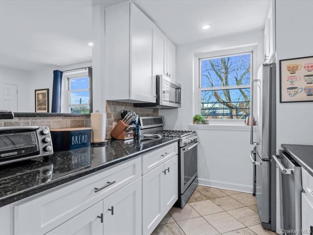 35-32 205th Street 279, Bayside, NY 11361