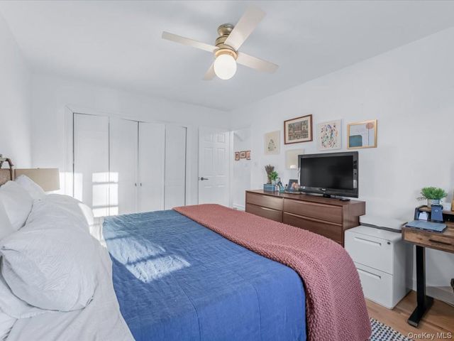 35-32 205th Street 279, Bayside, NY 11361