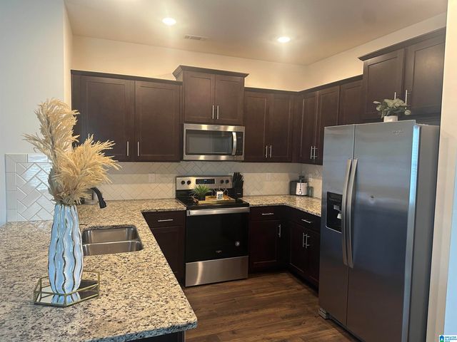 5869 MOUNTAIN VIEW TRAIL, Bessemer, AL 35022