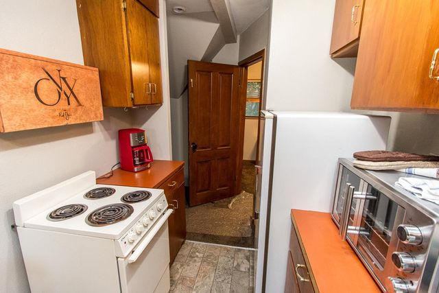 407 E 11th Ave, Spokane, WA 99202
