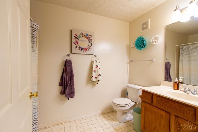 7511 Somerset Road, Mason, OH 45040