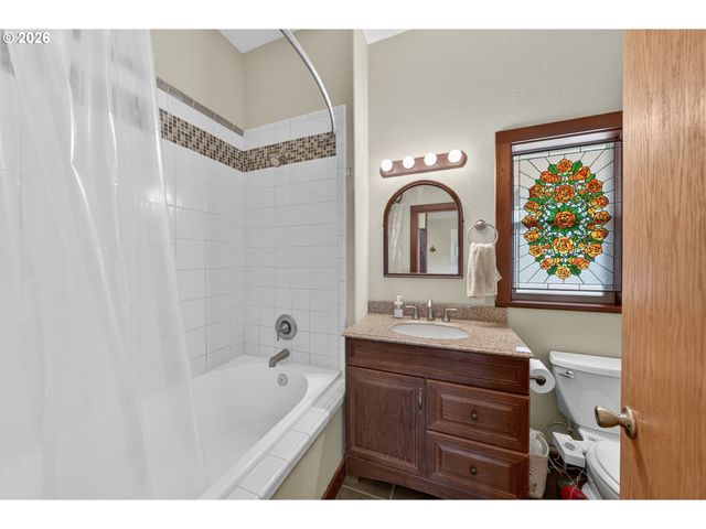 1020 SPOONER RIDGE Ln, Oakland, OR 97462