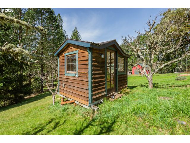 1020 SPOONER RIDGE Ln, Oakland, OR 97462