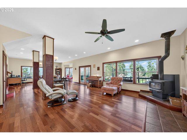 1020 SPOONER RIDGE Ln, Oakland, OR 97462