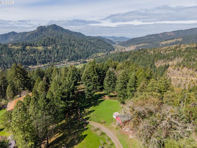 1020 SPOONER RIDGE Ln, Oakland, OR 97462