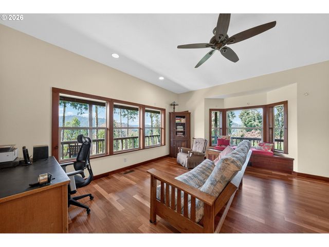 1020 SPOONER RIDGE Ln, Oakland, OR 97462