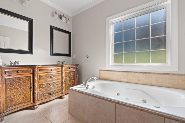 8964 Sunridge Drive, Ooltewah, TN 37363