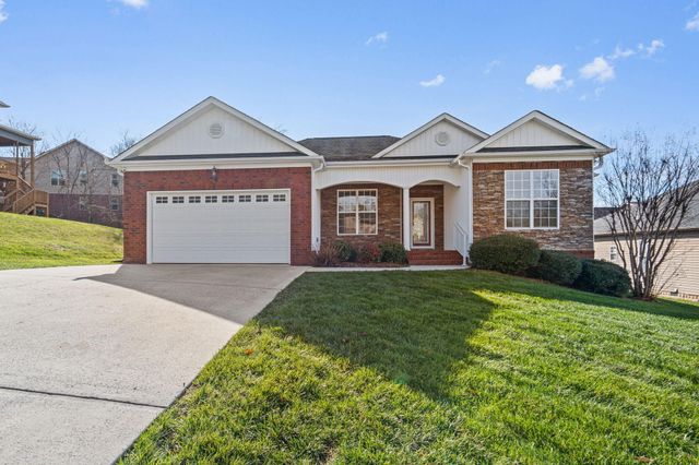 8964 Sunridge Drive, Ooltewah, TN 37363