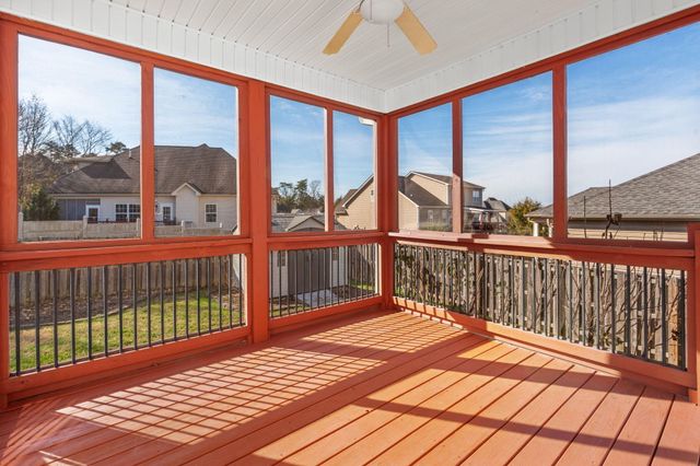 8964 Sunridge Drive, Ooltewah, TN 37363