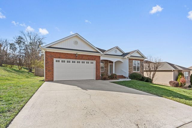 8964 Sunridge Drive, Ooltewah, TN 37363