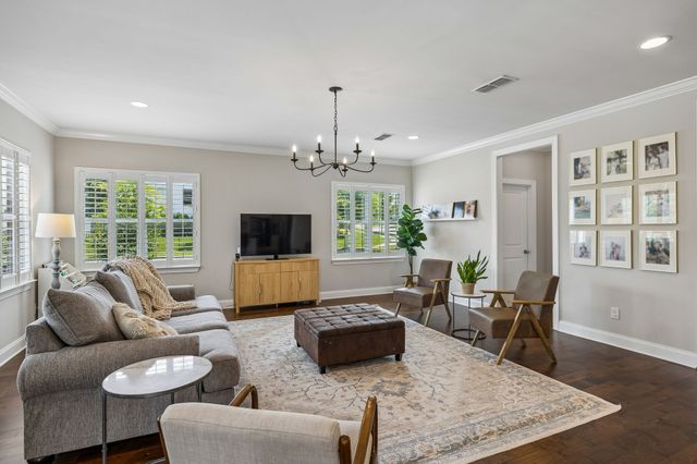3061 Farmhouse Dr, Franklin, TN 37067