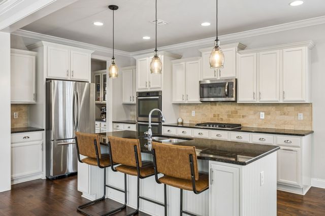 3061 Farmhouse Dr, Franklin, TN 37067