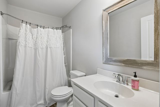 3061 Farmhouse Dr, Franklin, TN 37067