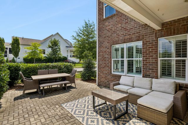3061 Farmhouse Dr, Franklin, TN 37067