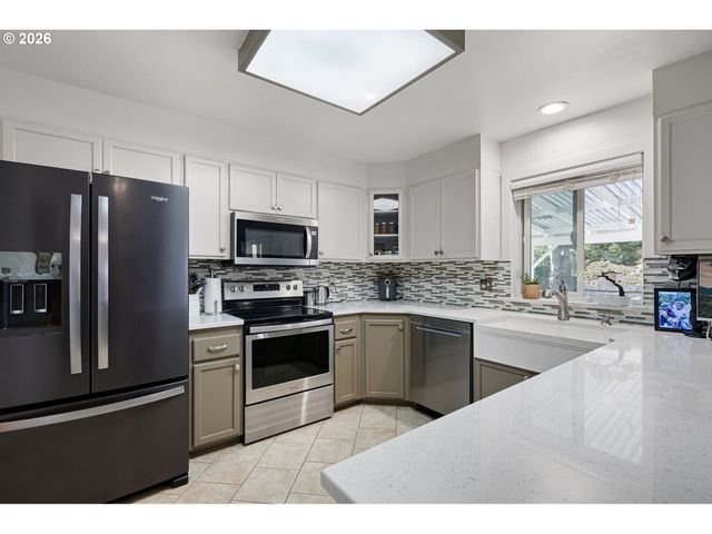 4043 WAGNER St, Eugene, OR 97402