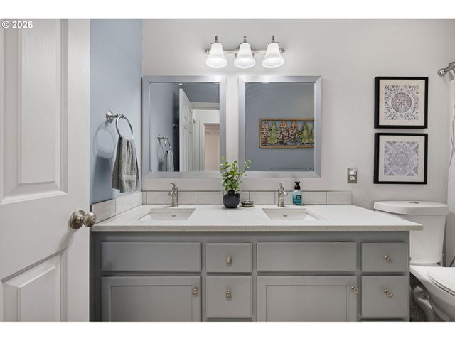 4043 WAGNER St, Eugene, OR 97402