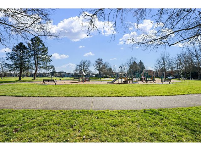 4043 WAGNER St, Eugene, OR 97402