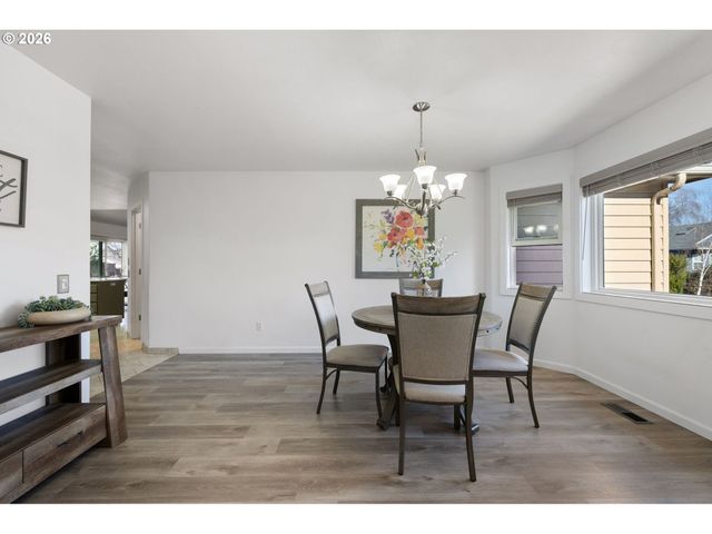 4043 WAGNER St, Eugene, OR 97402