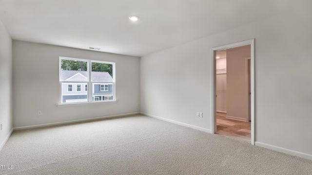 909 Comice Pear Drive, Willow Springs, NC 27592