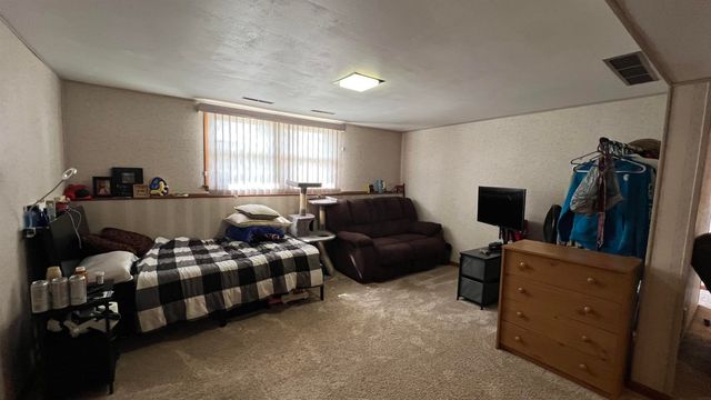 404 Birch Drive, Fredericksburg, IA 50630