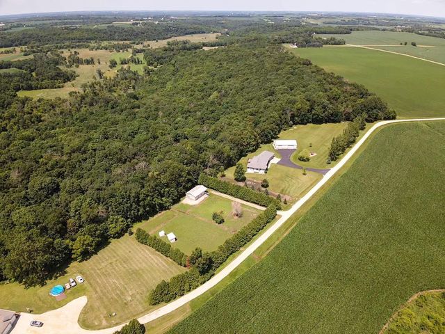 16110 Giefer Avenue, Wheeling Twp, MN 55053
