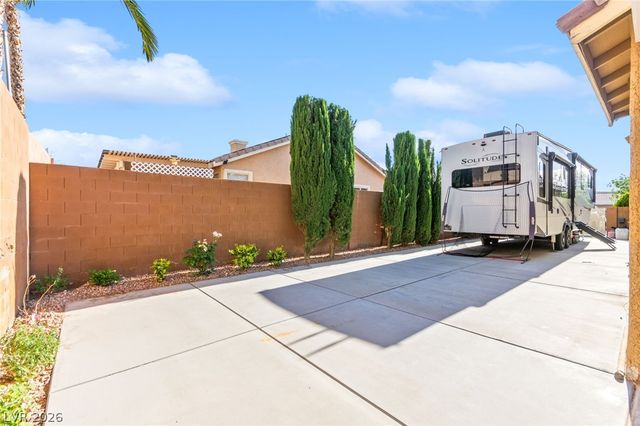 496 Grassrange Lane, Henderson, NV 89052