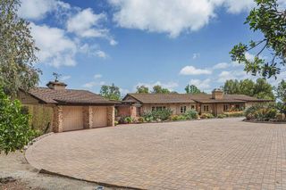 5770 El Montevideo, Rancho Santa Fe, CA 92067