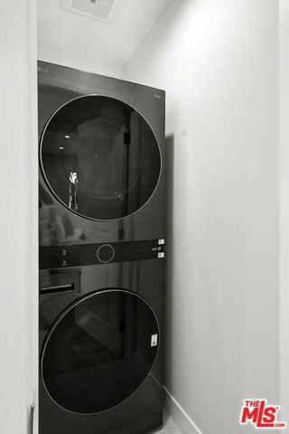 9028 Keith Avenue, West Hollywood, CA 90069