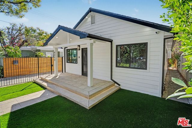 9028 Keith Avenue, West Hollywood, CA 90069