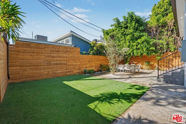 9028 Keith Avenue, West Hollywood, CA 90069