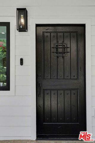 9028 Keith Avenue, West Hollywood, CA 90069