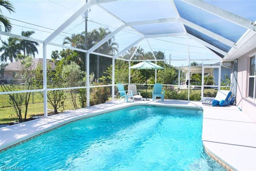 818 SW 11th AVE, CAPE CORAL, FL 33991 — photo 5