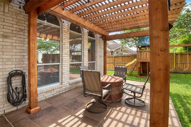 2914 Sandleigh Drive, Spring, TX 77388