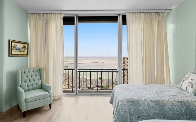 4600 Ocean Dr 1002, Corpus Christi, TX 78412