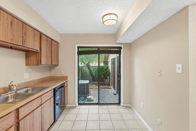 3168 Windchase Boulevard 464, Houston, TX 77082