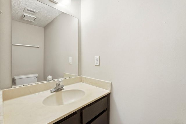 3168 Windchase Boulevard 464, Houston, TX 77082