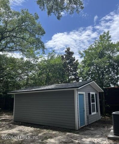 1634 VALENCIA Drive, Jacksonville, FL 32207