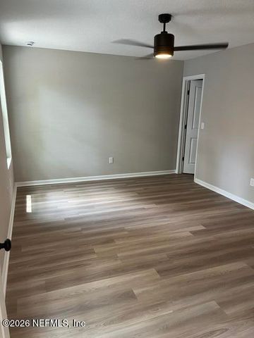 1634 VALENCIA Drive, Jacksonville, FL 32207