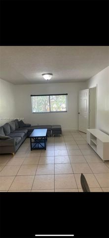 3680 N 56th Ave 823, Hollywood, FL 33021