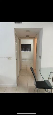 3680 N 56th Ave 823, Hollywood, FL 33021