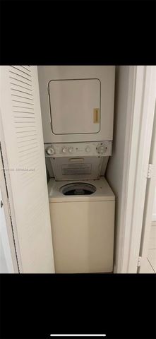 3680 N 56th Ave 823, Hollywood, FL 33021