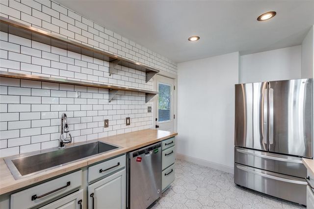 2012 S Payne Ave A, Austin, TX 78757