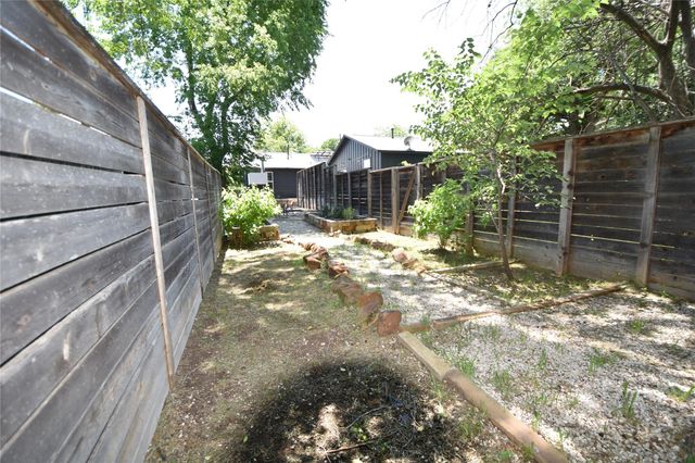 2012 S Payne Ave A, Austin, TX 78757