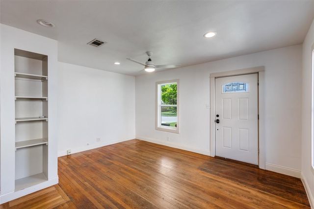 2012 S Payne Ave A, Austin, TX 78757