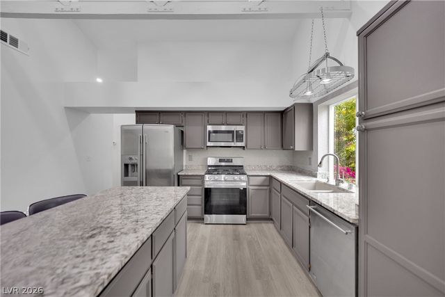 2324 Florissant Drive, Las Vegas, NV 89128