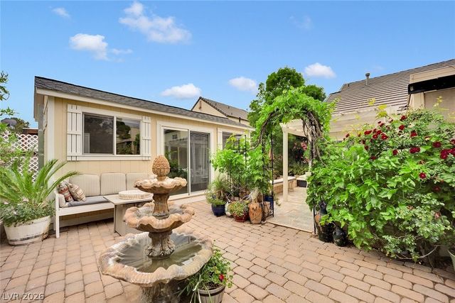 2324 Florissant Drive, Las Vegas, NV 89128