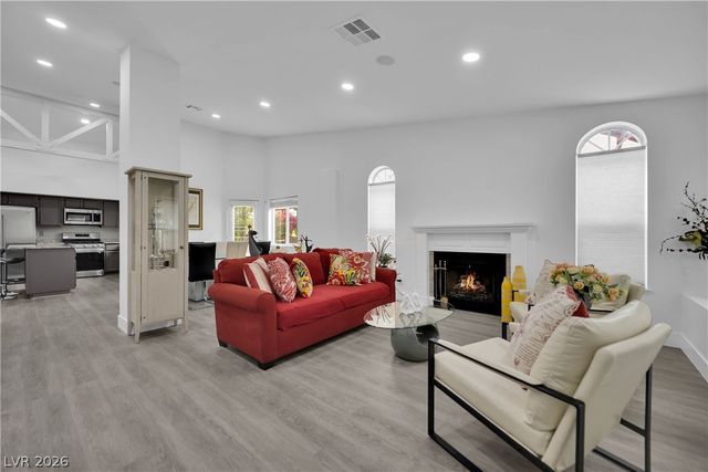 2324 Florissant Drive, Las Vegas, NV 89128